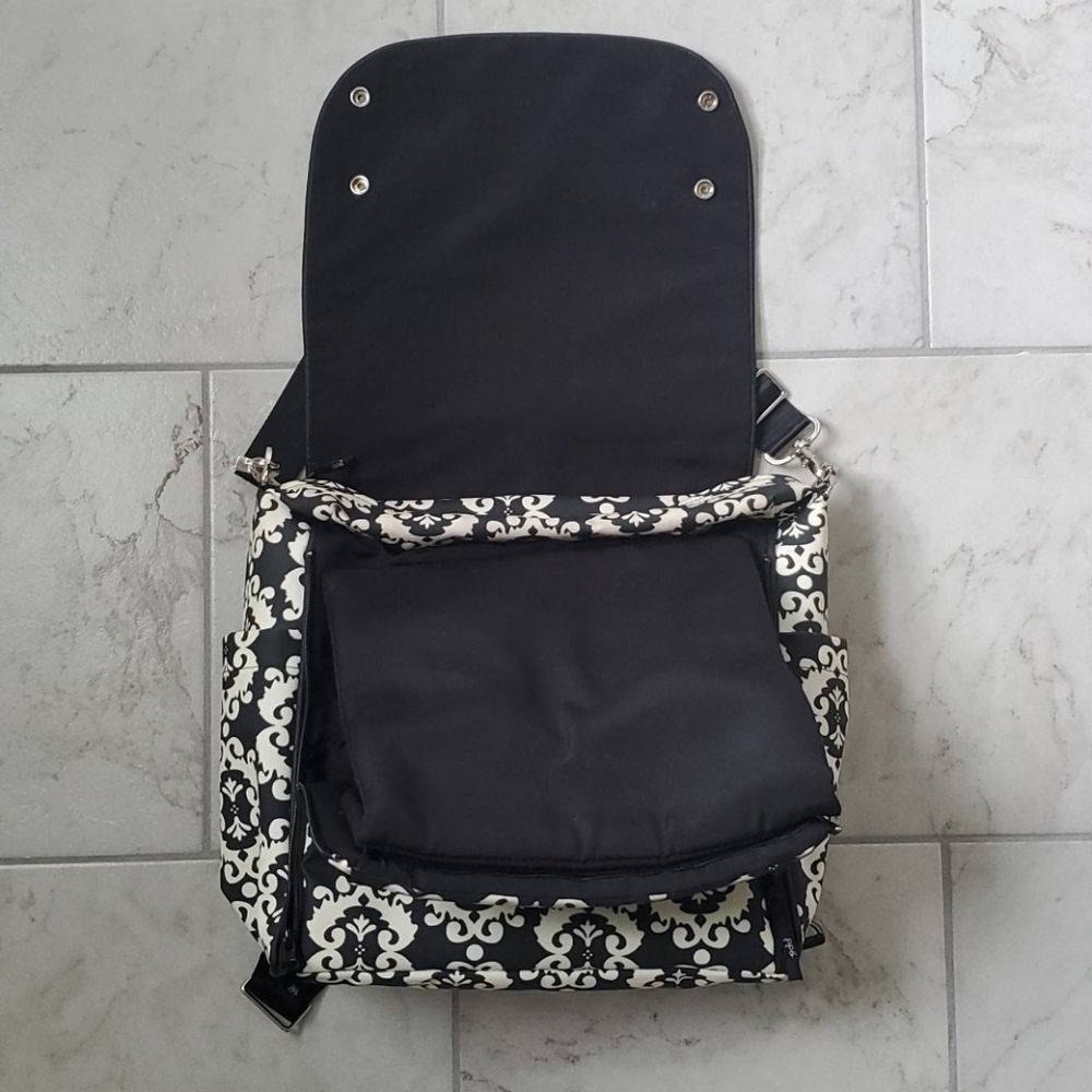 Diaper bag/backpack - Picture 5 of 7